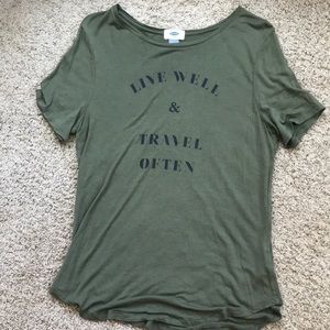 4 t-shirts that have not been worn:)